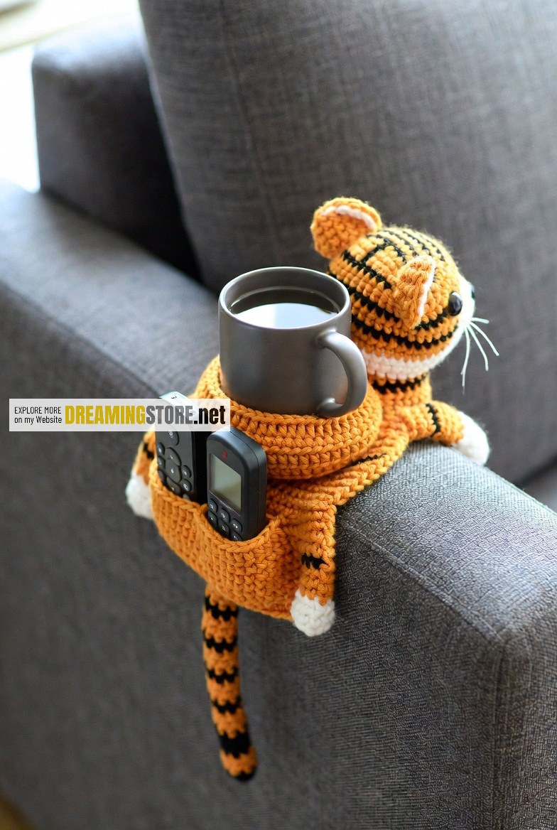cat crochet sofa organizer