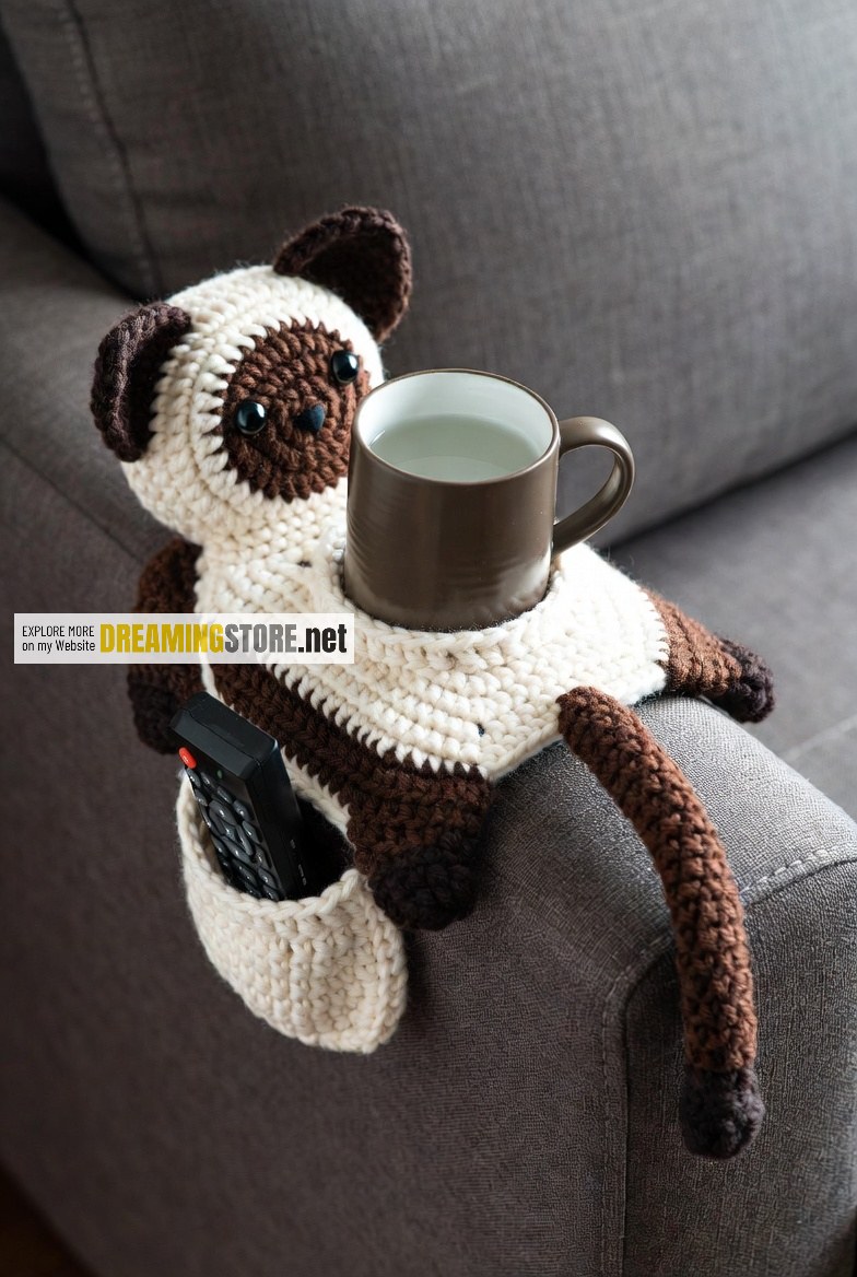 Crochet Cat Sofa Organizer