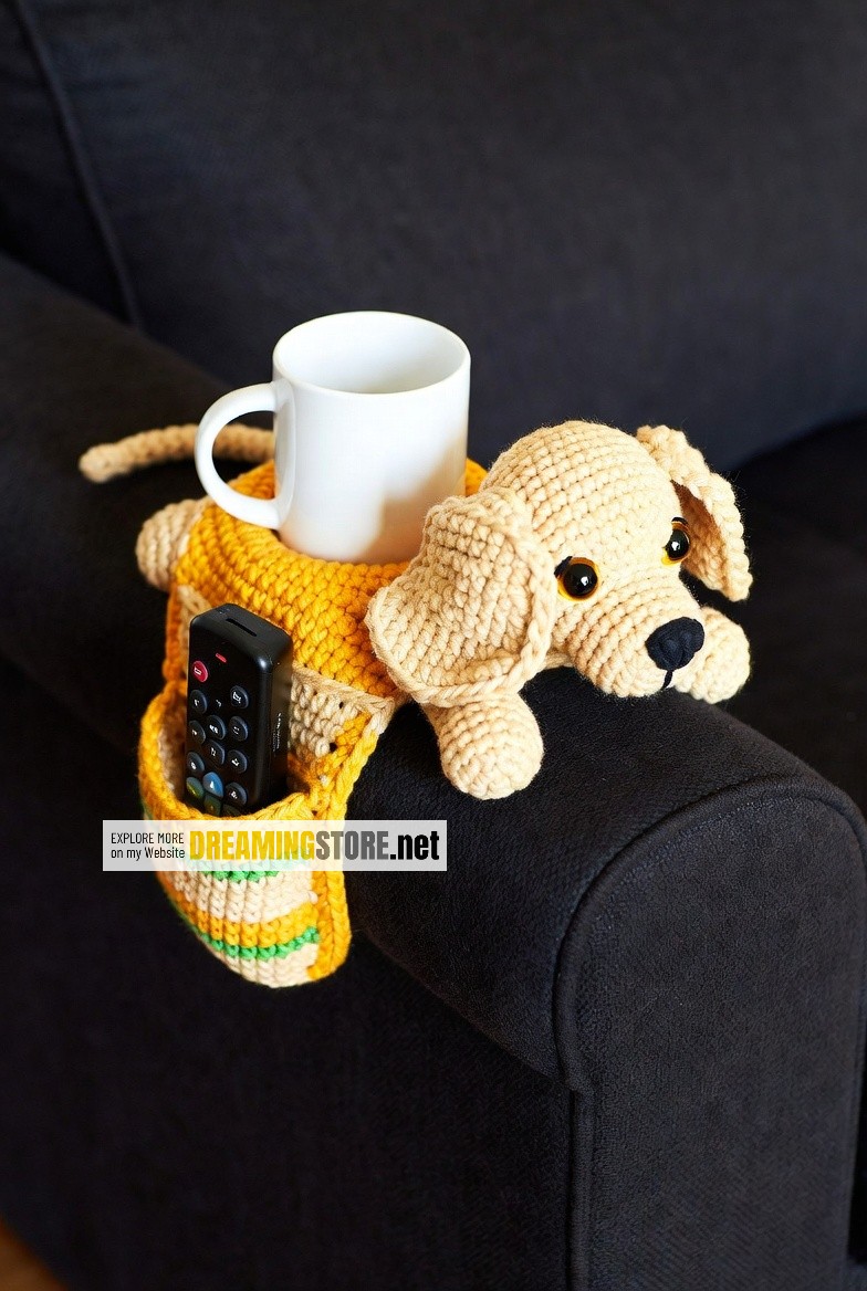 Crochet Dog Sofa Organizer