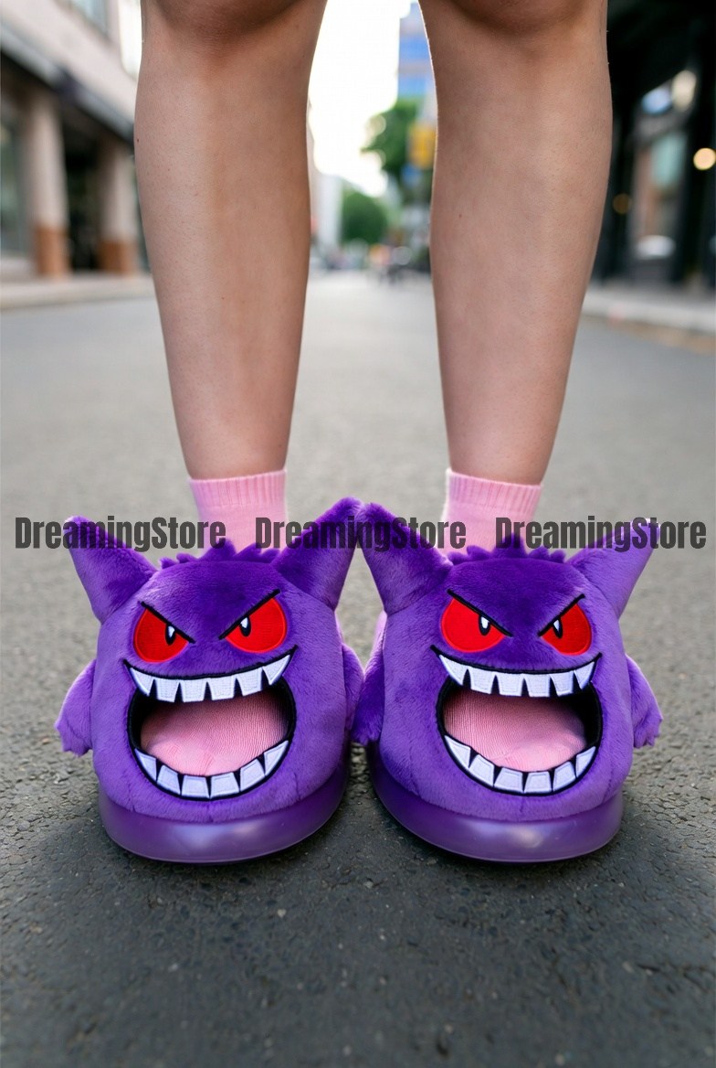 Gengar-shaped slipper