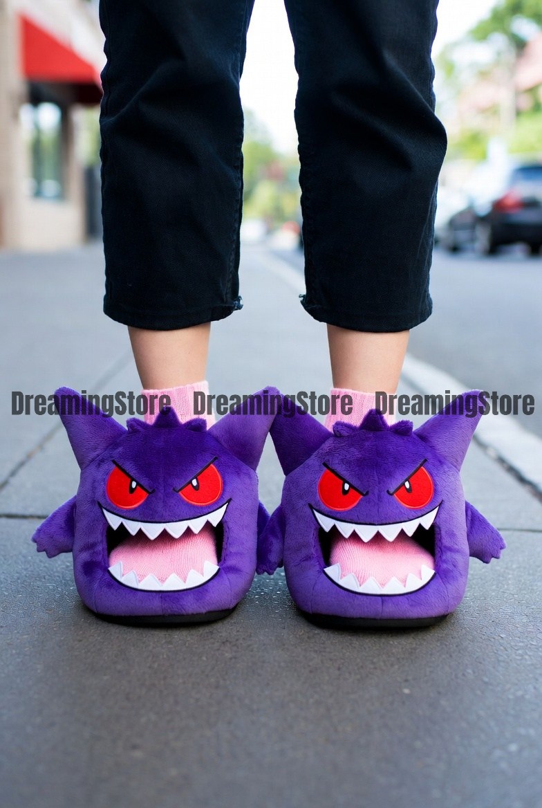 Gengar-shaped slipper